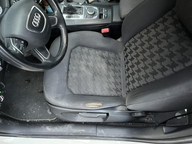 Audi koltuk kumaş tamiri