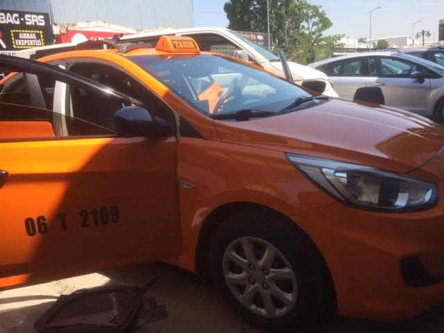 Hyundai accent taban muşambası
