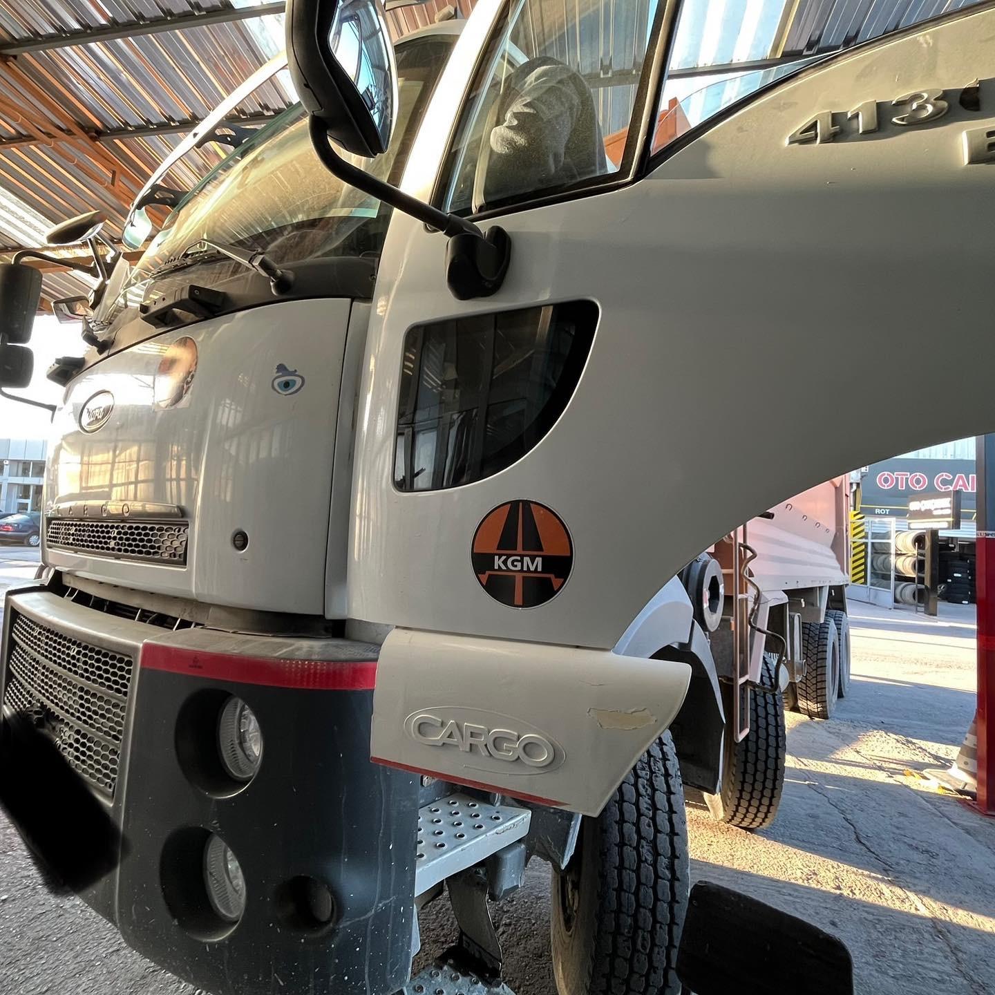 Ford cargo iç döşeme