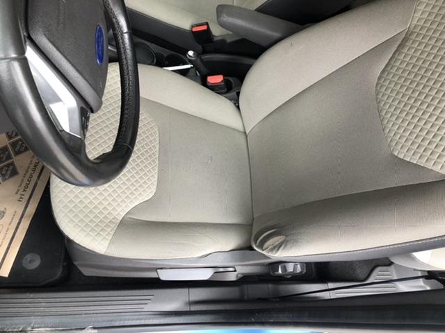 Courier döşeme yırtığı değişimi